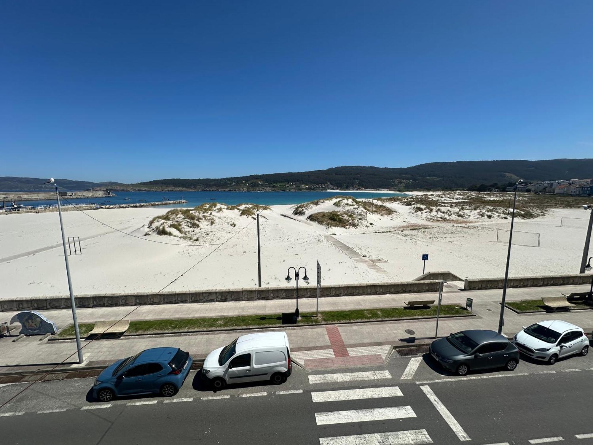 Ferienwohnung A Terraza Pequena By Oktheway Laxe Exterior foto